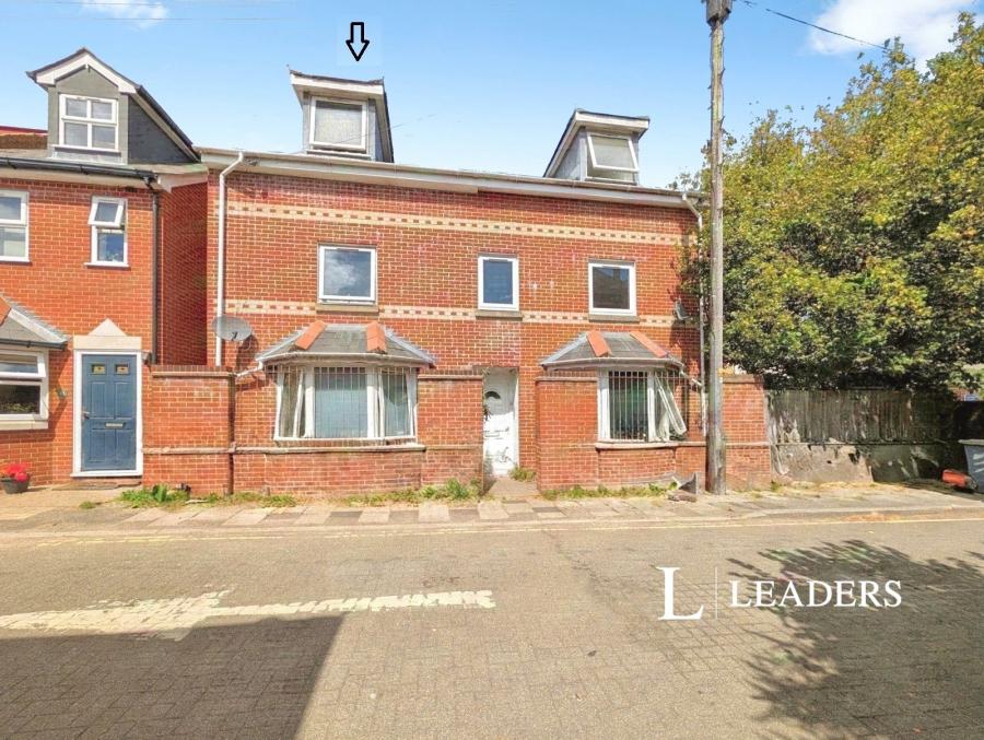4 bedroom house for sale - Lyon Street, Southampton, Hampshire, SO14 - Property View 1