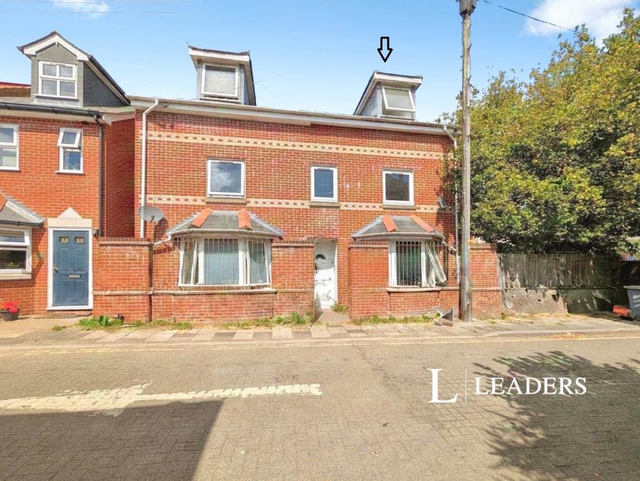 4 bedroom house for sale - Lyon Street, Southampton, Hampshire, SO14 - Property View 1
