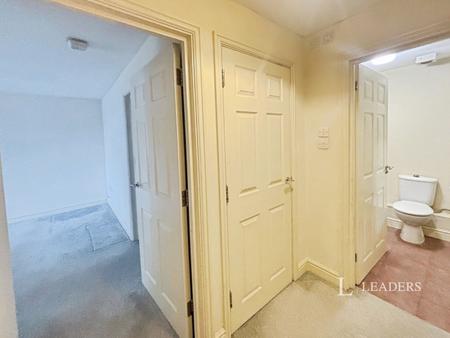 1 bedroom apartment to rent - Regents Park Road, Southampton, Hampshire, SO15 - Property View 2