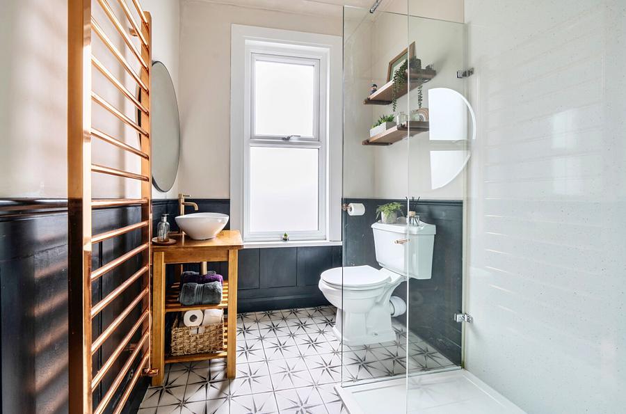 3 bedroom house for sale - St. Marys Road, Southend On Sea, Essex, SS2 - Property View 2