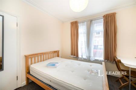 1 bedroom property to rent - Goodwood Road, Southsea, Hampshire, PO5