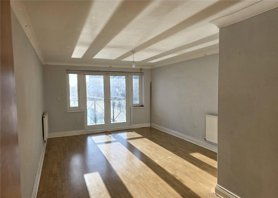 2 bedroom apartment to rent - Macquarie Quay, Eastbourne, East Sussex, BN23 - Property View 2