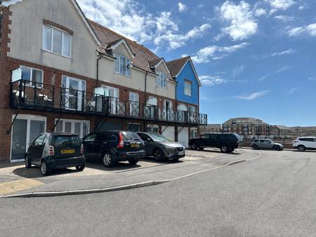 4 bedroom house to rent - Brisbane Quay, Eastbourne, East Sussex, BN23