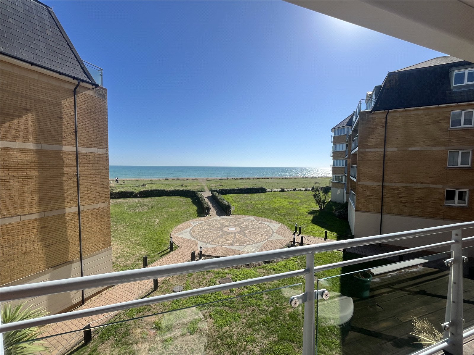 2 bedroom apartment to rent - San Diego Way, Eastbourne, East Sussex, BN23 - Property View 1