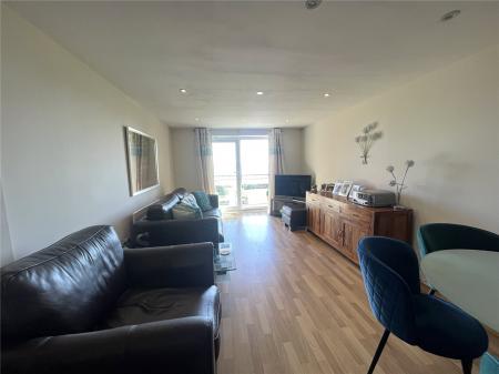 2 bedroom apartment to rent - San Diego Way, Eastbourne, East Sussex, BN23 - Property View 3