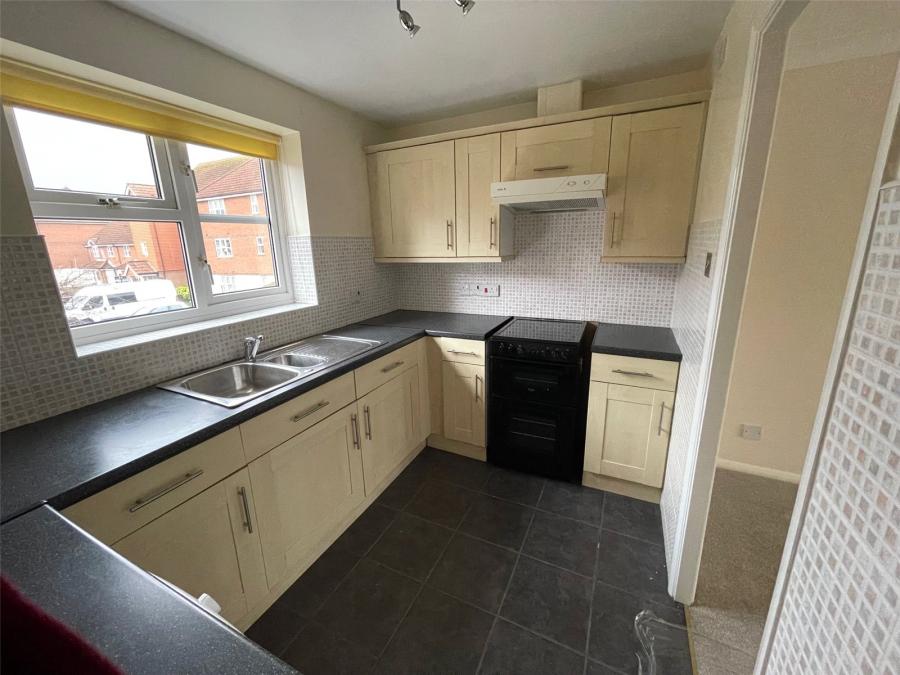 1 bedroom apartment to rent - Plymouth Close, Eastbourne, BN23 - Property View 3