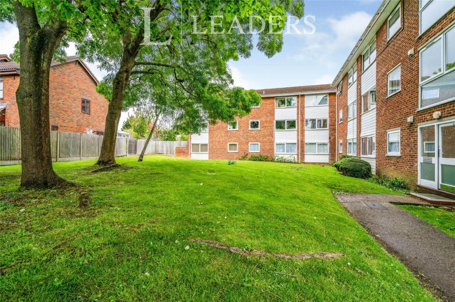 2 bedroom apartment to rent - Cedar Court, St. Albans, Hertfordshire, AL4 - Property View 1