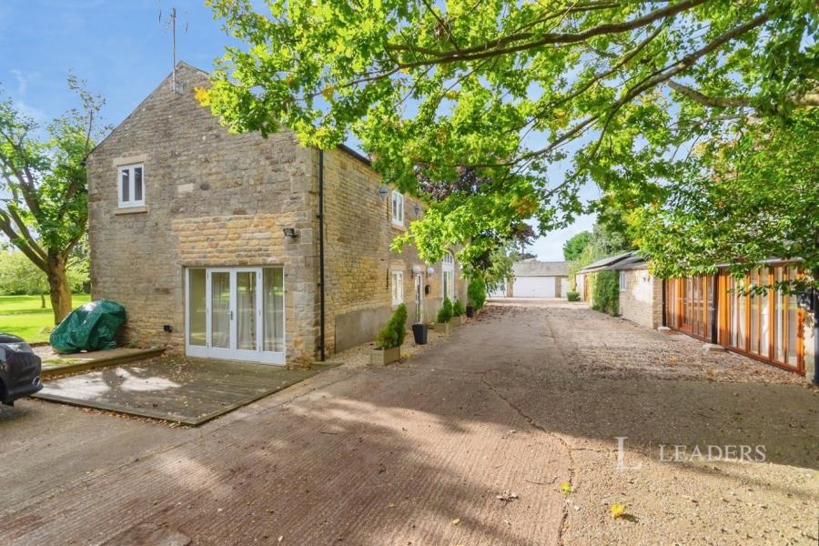 4 bedroom house to rent - Main Street, Honington, Grantham, NG32 - Property View 1