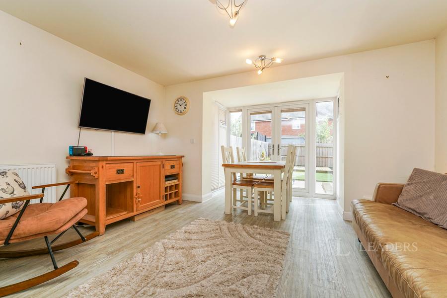4 bedroom house to rent - Gilbert Young Close, Great Oldbury, Stonehouse, Gloucestershire, GL10 - Property View 3