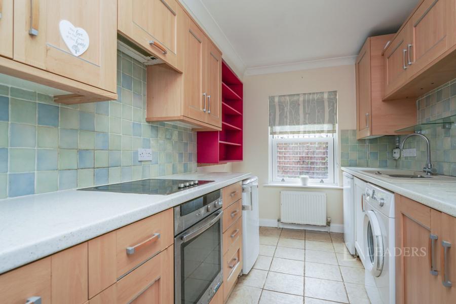 2 bedroom apartment to rent - Carpenters Lane, Cirencester, Gloucestershire, GL7 - Property View 3