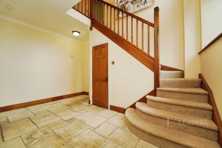 4 bedroom semi detached to rent - Chapelfields, Randwick, Stroud, Gloucestershire, GL6 - Property View 3