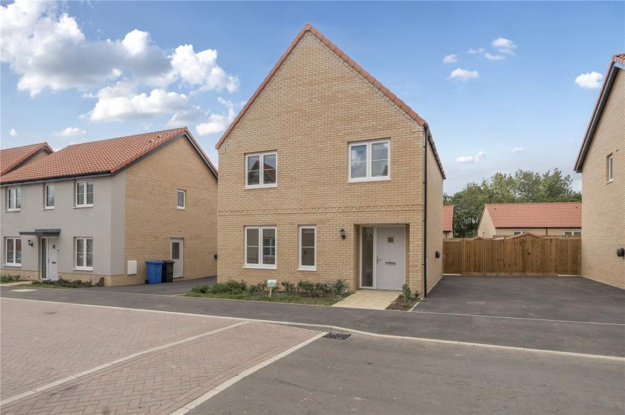 4 bedroom detached to rent - Crossbow Avenue, Sudbury, Essex, CO10 - Property View 1
