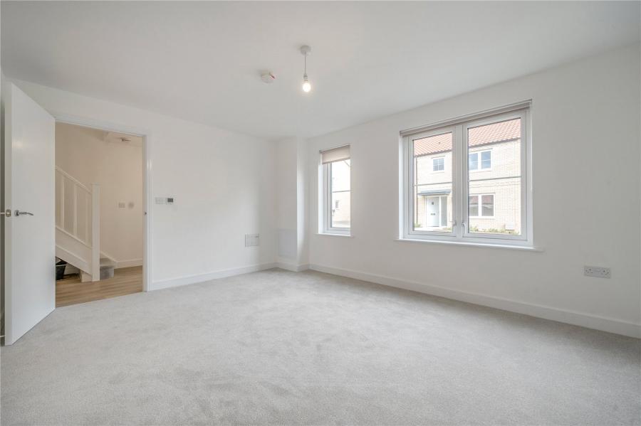4 bedroom detached to rent - Crossbow Avenue, Sudbury, Essex, CO10 - Property View 3