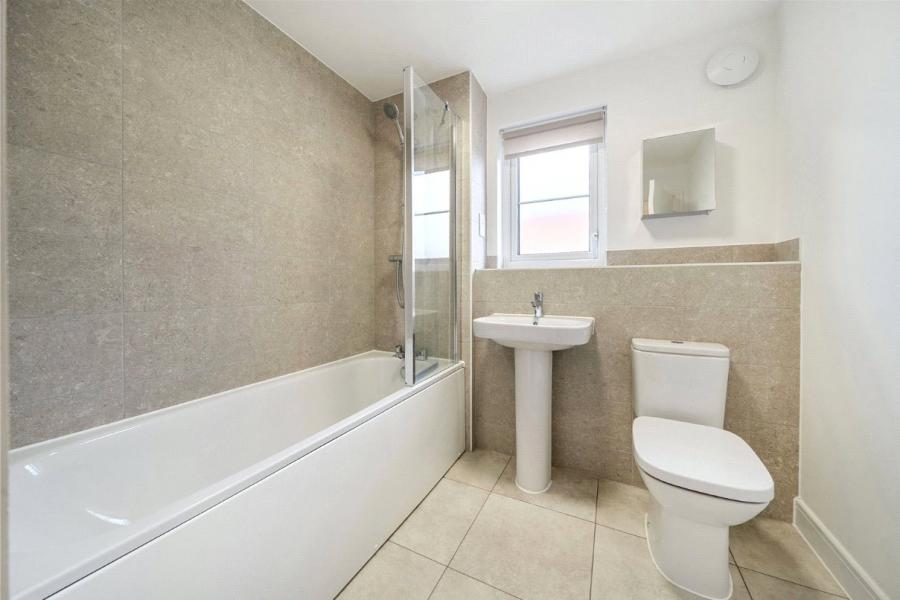 3 bedroom property to rent - Throwster Drive, Sudbury, Suffolk, CO10 - Property View 3