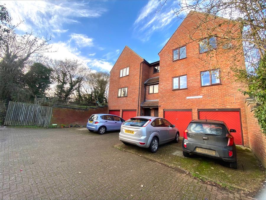 property to rent - Stanley Wood Avenue, Sudbury, CO10 - Property View 1
