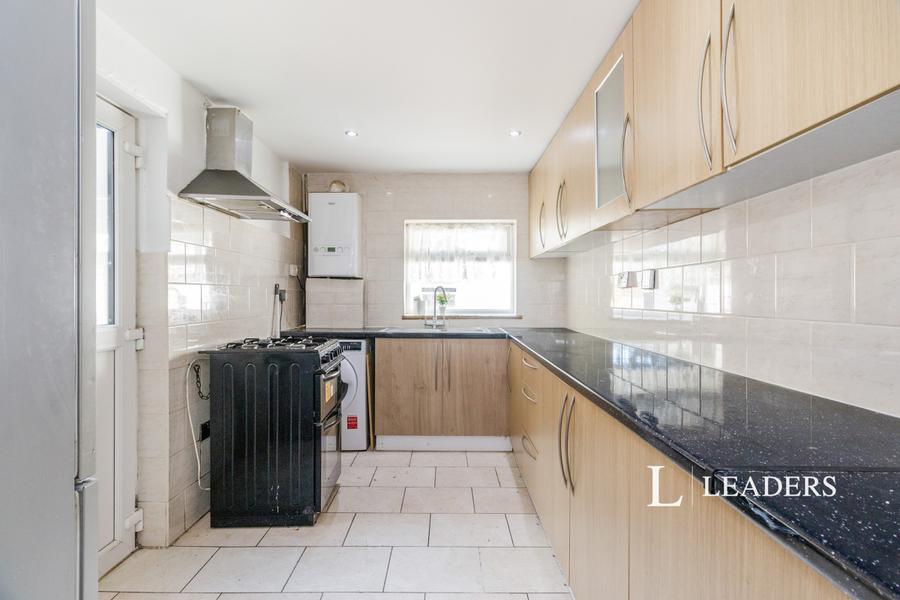 2 bedroom house to rent - Carshalton Road, Mitcham, CR4 - Property View 2