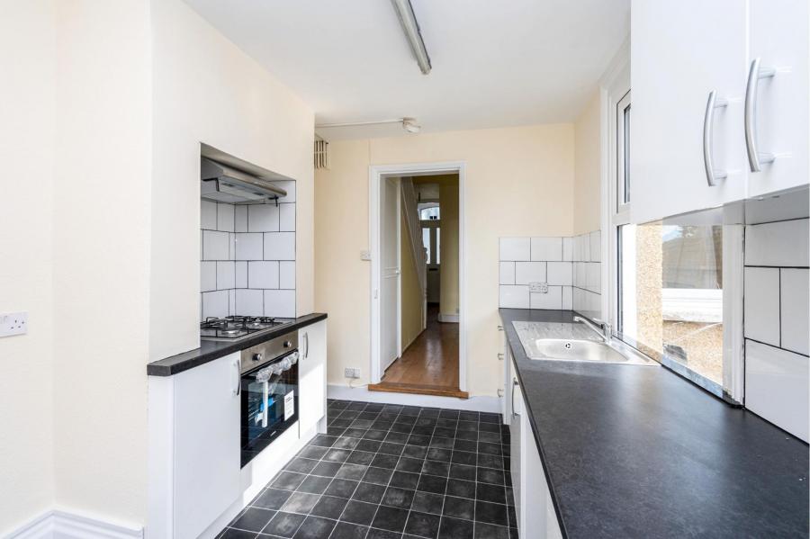 2 bedroom house to rent - London Road, Wallington, SM6 - Property View 3