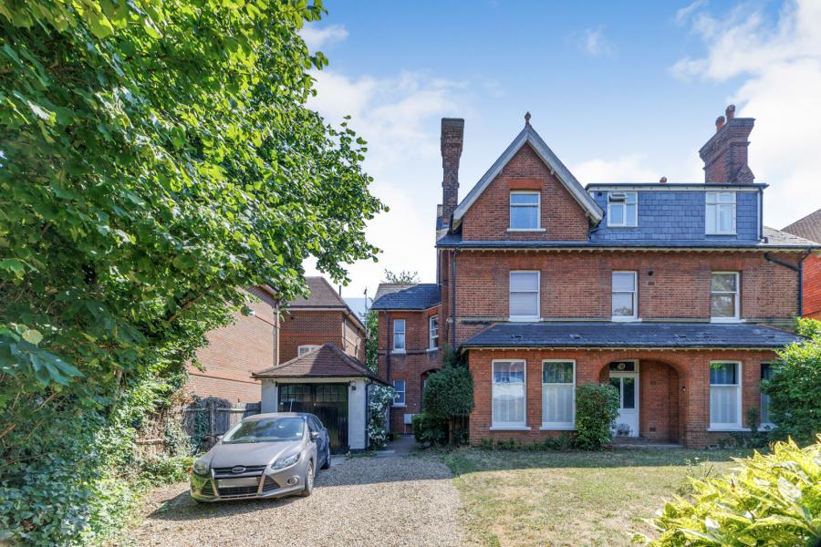 1 bedroom studio to rent - Albion Road, Sutton, SM2 - Property View 1