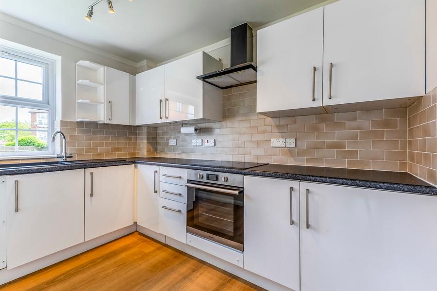 2 bedroom apartment to rent - Tavern Close, Carshalton, SM5 - Property View 2
