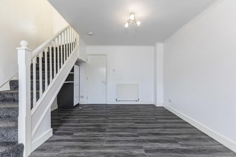 2 bedroom house to rent - William Street, Carshalton, SM5 - Property View 3