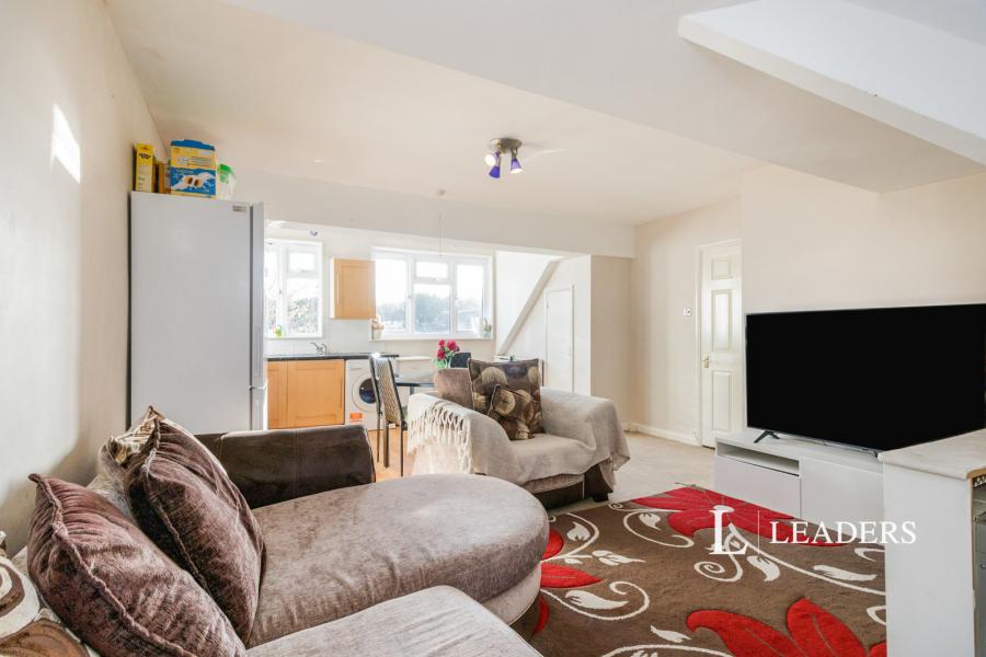 2 bedroom apartment to rent - Egmont Road, Sutton, SM2 - Property View 2