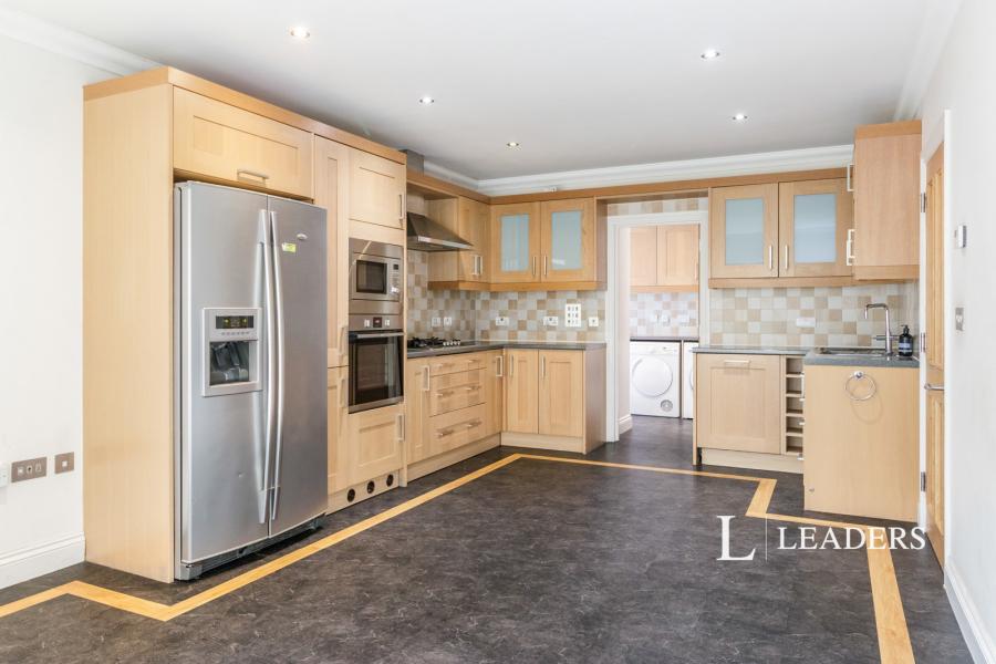 6 bedroom house to rent - Beresford Road, Cheam, Sutton, SM2 - Property View 2