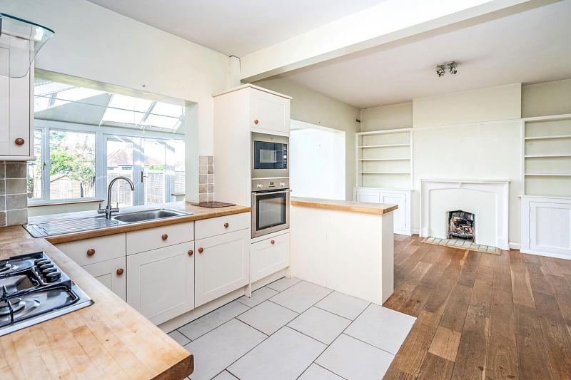 4 bedroom house to rent - Stanley Park Road, Carshalton, SM5 - Property View 2