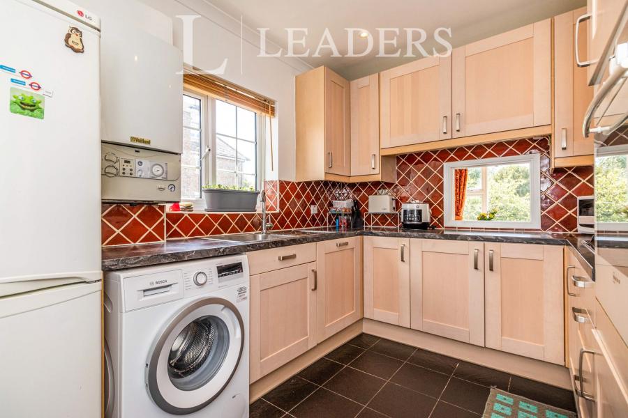 2 bedroom maisonette to rent - Teresa Court, 35 Mulgrave Road, Sutton, SM2 - Property View 2