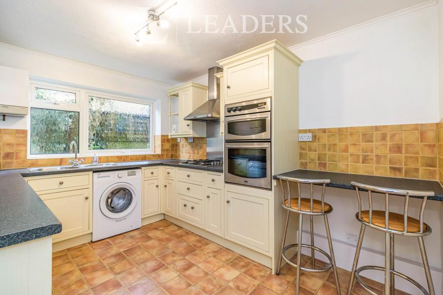 2 bedroom apartment to rent - Chestnut Court, 65 Mulgrave Road, Sutton, SM2 - Property View 2