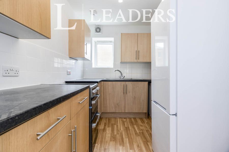 2 bedroom apartment to rent - Woodcote Road, Wallington, SM6 - Property View 1
