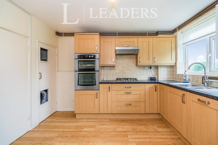 2 bedroom maisonette to rent - Stanley Court, Stanley Road, Sutton, SM2 - Property View 3