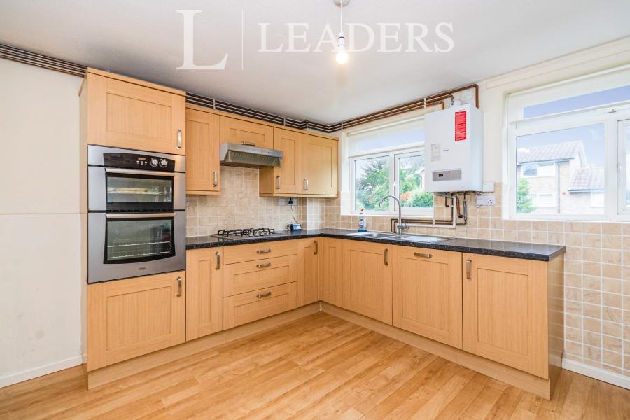 2 bedroom maisonette to rent - Stanley Court, Stanley Road, Sutton, SM2 - Property View 2