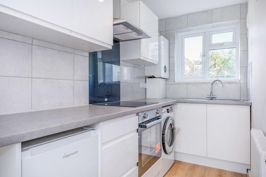 studio to rent - Langley Lawnes, 79 Langley Park Road, Sutton, SM2 - Property View 3
