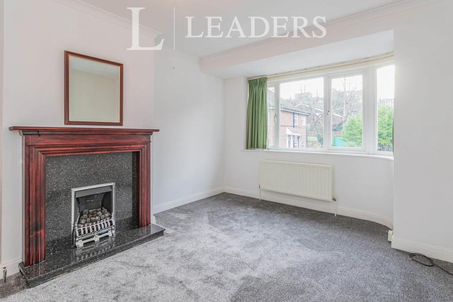 2 bedroom maisonette to rent - Falcourt Close, Sutton, SM1 - Property View 3