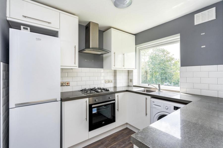 2 bedroom maisonette to rent - Cadogan Court, Sutton, SM2 - Property View 2