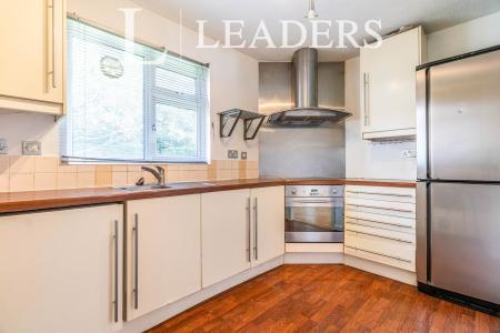 2 bedroom apartment to rent - St. Annes Court, Stanley Road, Sutton, SM2 - Property View 2