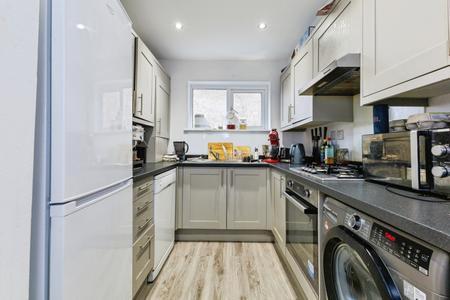 1 bedroom apartment to rent - The Oaks, 9-11 St. James Avenue, Sutton, SM1 - Property View 2