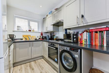 1 bedroom apartment to rent - The Oaks, 9-11 St. James Avenue, Sutton, SM1 - Property View 3