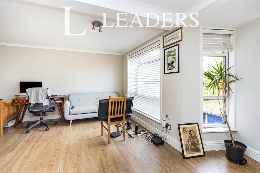 1 bedroom studio for sale - Tudor Court, Tunbridge Wells, Kent, TN2 - Property View 3