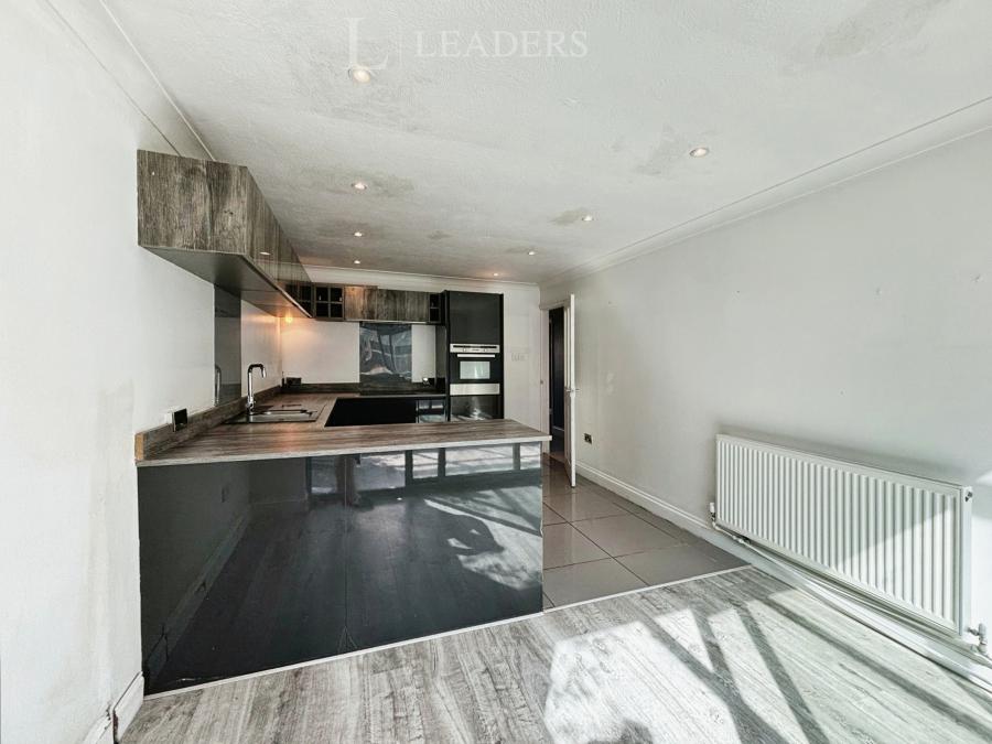 2 bedroom bungalow to rent - Darenth Avenue, Tonbridge, TN10 - Property View 3