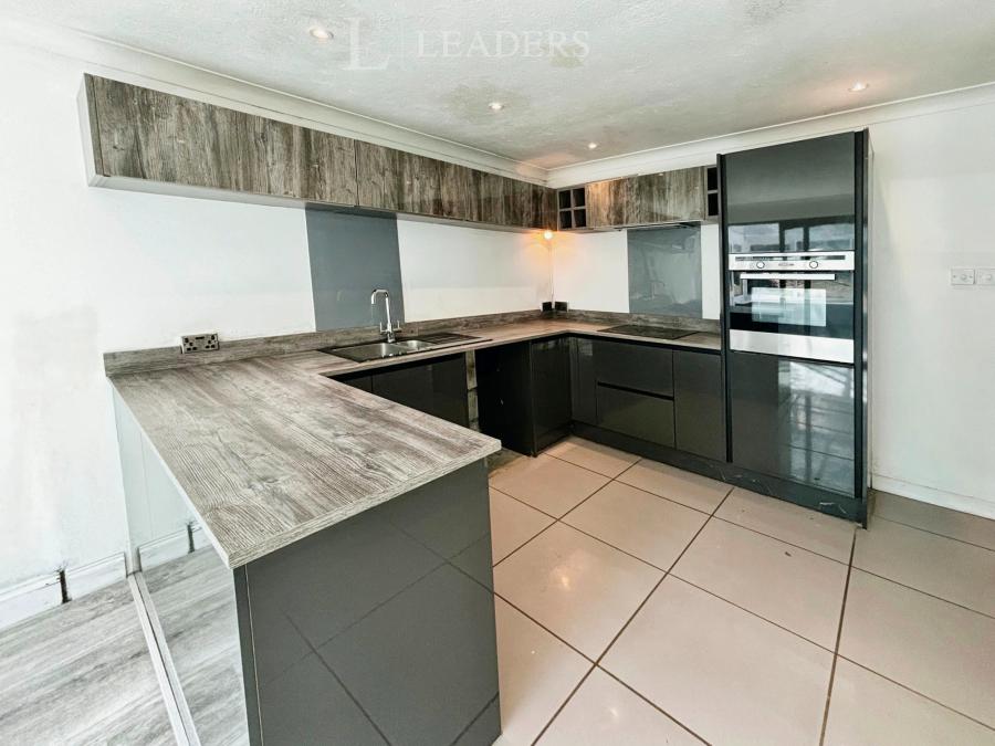 2 bedroom bungalow to rent - Darenth Avenue, Tonbridge, TN10 - Property View 2