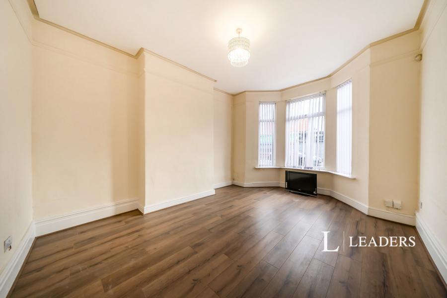 4 bedroom house to rent - Padgate Lane, WA1 - Property View 2
