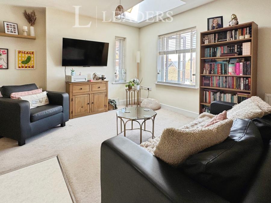 2 bedroom apartment for sale - Abbess Way, Waterlooville, Hampshire, PO7 - Property View 1