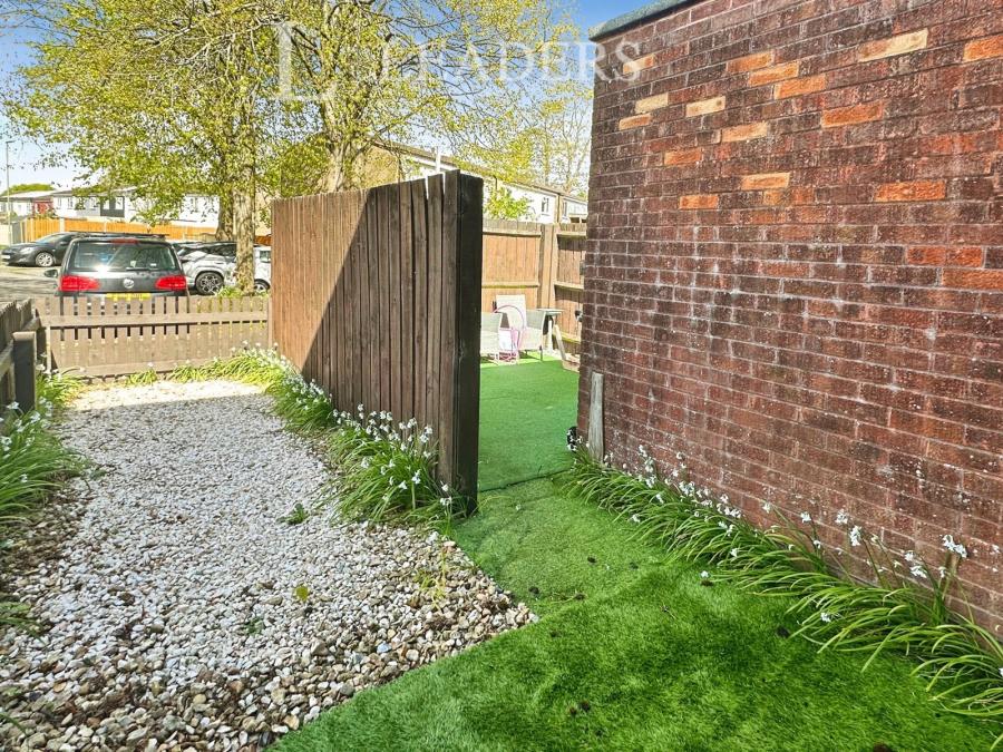 2 bedroom maisonette for sale - Zeus Lane, Waterlooville, Hampshire, PO7 - Property View 2