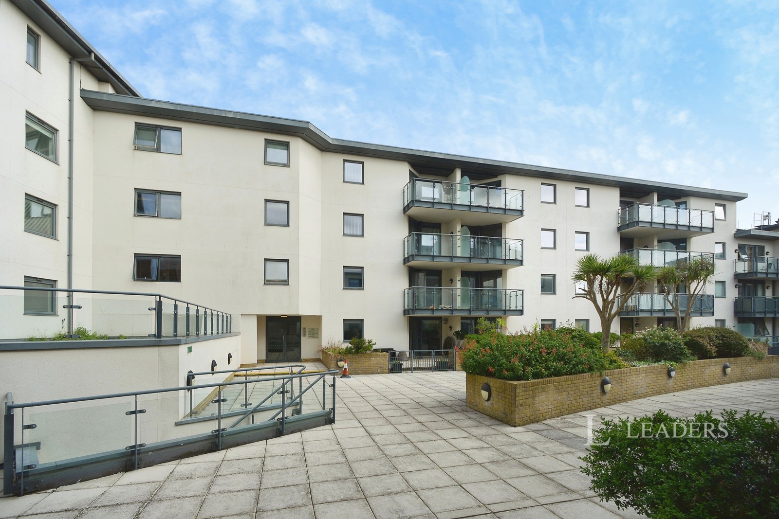 2 bedroom maisonette to rent - West Street, Brighton, East Sussex, BN1 - Property View 1