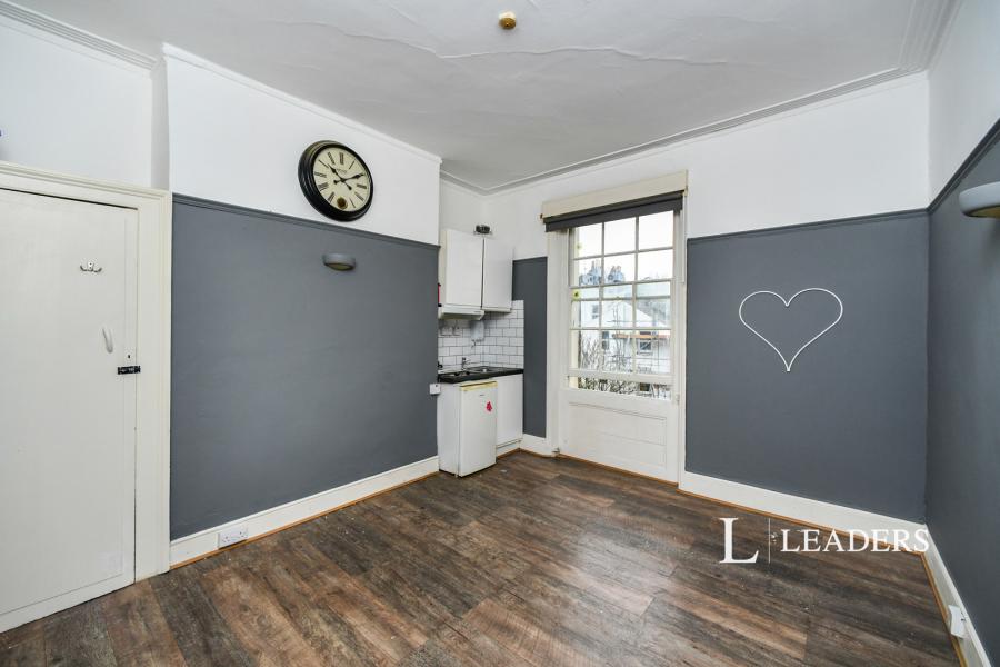 1 bedroom studio to rent - Brunswick Road, Hove, East Sussex, BN3 - Property View 1
