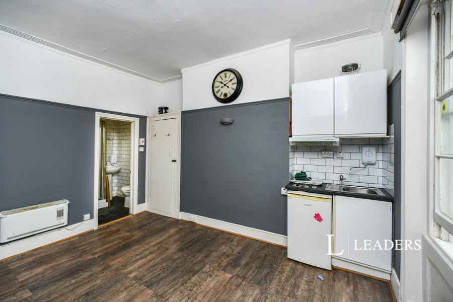 1 bedroom studio to rent - Brunswick Road, Hove, East Sussex, BN3 - Property View 3