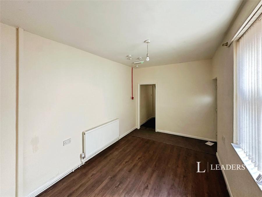 4 bedroom house to rent - Moat Road, Walsall, West Midlands, WS2 - Property View 2