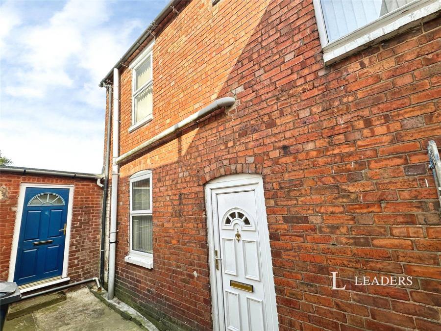 4 bedroom house to rent - Moat Road, Walsall, West Midlands, WS2 - Property View 1