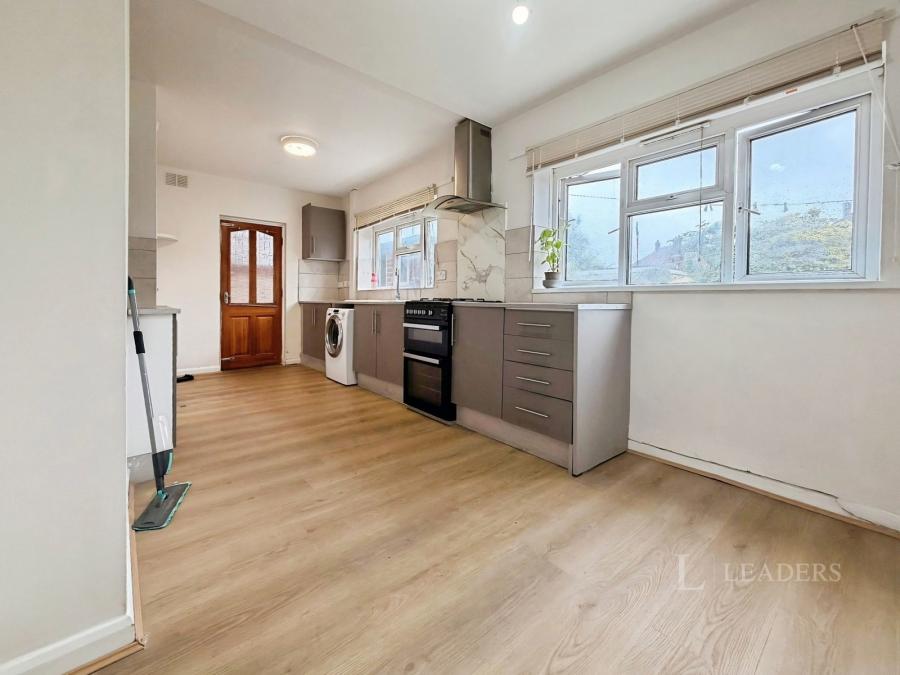 2 bedroom house to rent - Crew Road, Wednesbury, WS10 - Property View 3